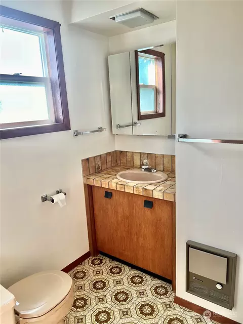 415 Grape Ave E, Omak, WA 98841 photo 32