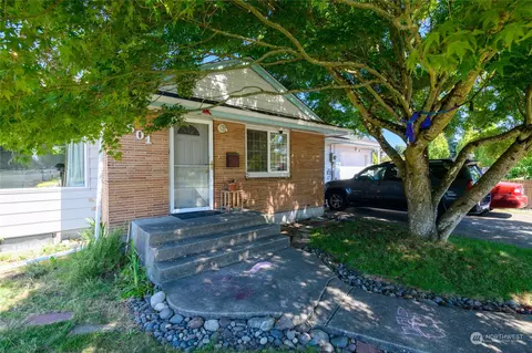 601 12th St SE, Auburn, WA 98002