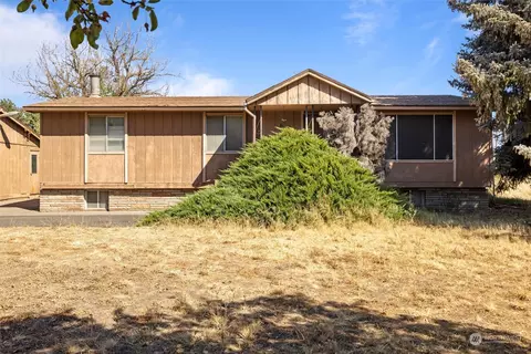 67 Newtown Pl, Walla Walla, WA 99362