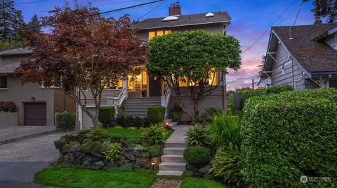7313 Wright Ave SW, Seattle, WA 98136