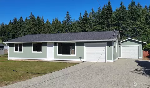 11461 Fry Ave, Port Orchard, WA 98367