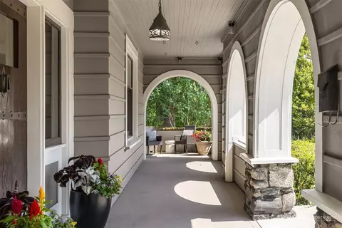 170 Prospect St, Seattle, WA 98109