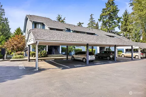 2630 S 226th St #C201, Des Moines, WA 98198