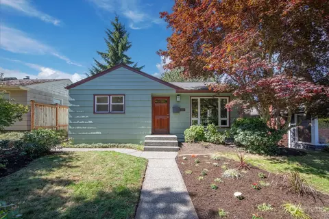 3837 48th Ave SW, Seattle, WA 98116
