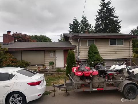 20244 108th Ave SE, Kent, WA 98031