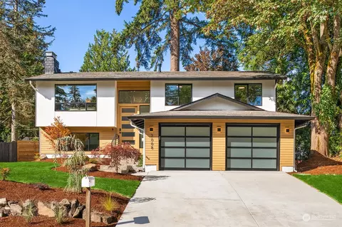 3008 NE 192nd St, Lake Forest Park, WA 98155