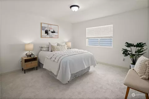Bedroom - 22920 36th Ave SE, Bothell, WA 98021 photo 5 of 6