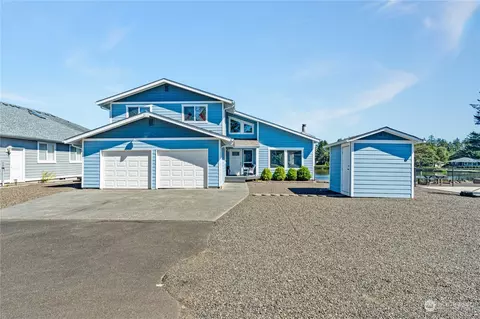 776 Falls Of Clyde Loop SE, Ocean Shores, WA 98569