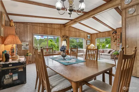 1025 Park Cir, Bothell, WA 98021 photo 10