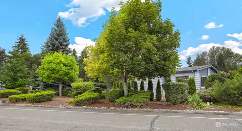 1025 Park Cir, Bothell, WA 98021 photo 4