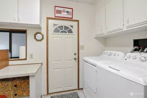 1025 Park Cir, Bothell, WA 98021 photo 27