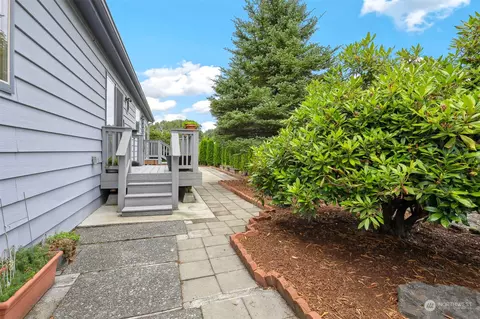 1025 Park Cir, Bothell, WA 98021 photo 32