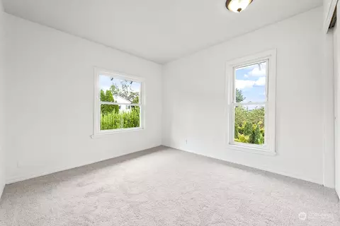 Bedroom - 2428 E Roy St, Seattle, WA 98112 photo 3 of 5