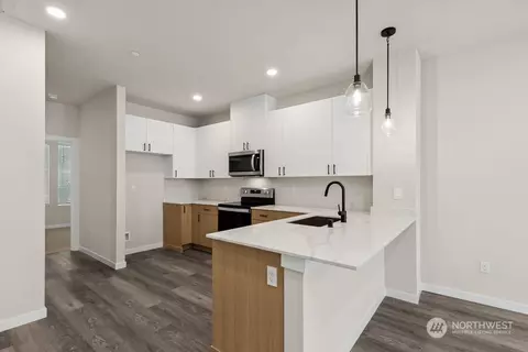 16124 Cascadian Way #C7, Bothell, WA 98012 photo 7
