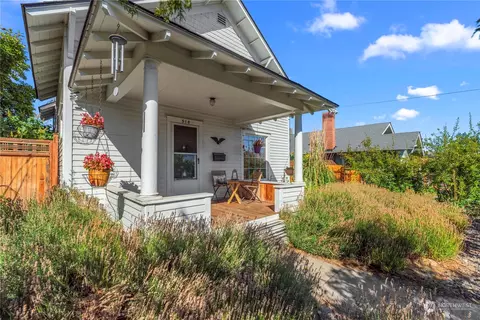 518 Okanogan Ave, Wenatchee, WA 98801