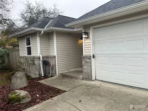 6816 S C St, Tacoma, WA 98408