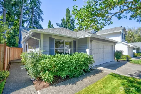 5909 Sherwood Ln SE, Lacey, WA 98513