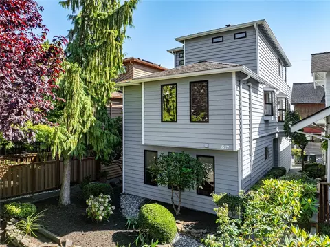 317 NE 76th St, Seattle, WA 98115