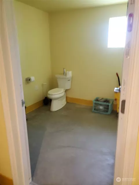 1377 Hining Rd, Winlock, WA 98596 photo 7