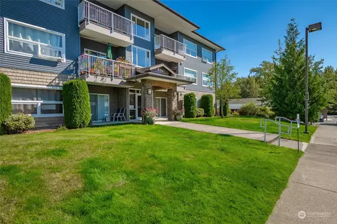 516 Darby Dr #202, Bellingham, WA 98226