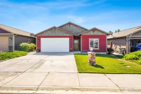 6097 Murray Way NE, Moses Lake, WA 98837