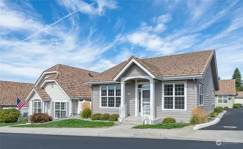 1494 Eastmont Ave #30, East Wenatchee, WA 98802