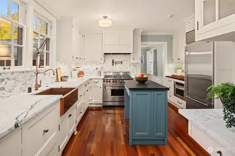 1020 34th Ave E, Seattle, WA 98112 photo 9