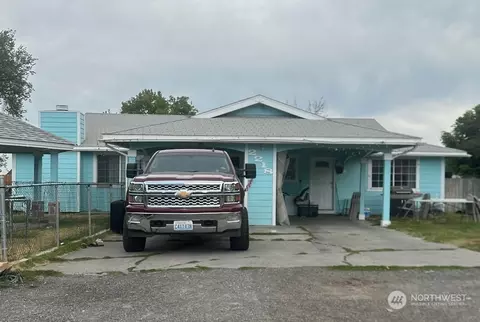 2218 W 12th Ave, Kennewick, WA 99337