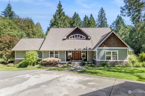 2221 NW Lockwood Way, Poulsbo, WA 98370