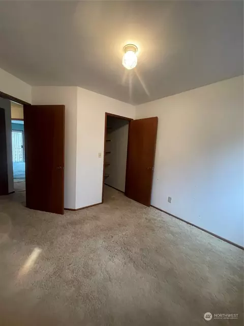 Bedroom - 74 Strozyk Rd, Raymond, WA 98577 photo 3 of 5