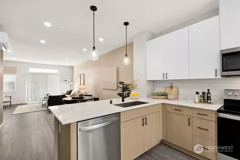 16124 Cascadian Way #C6, Bothell, WA 98012 photo 11
