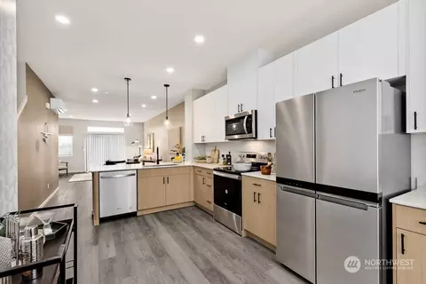 16124 Cascadian Way #C6, Bothell, WA 98012 photo 12