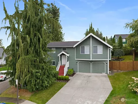 9716 7th Pl SE, Lake Stevens, WA 98258