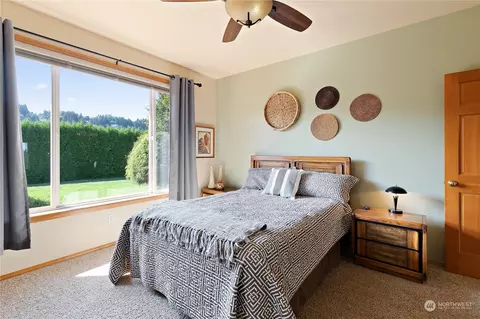Bedroom - 15118 147th Ave E, Orting, WA 98360 photo 2 of 3