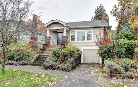 3504 Densmore Ave N, Seattle, WA 98103