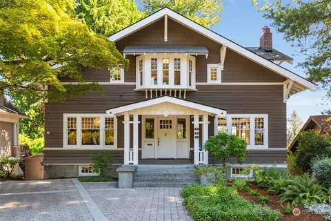806 37th Ave, Seattle, WA 98122