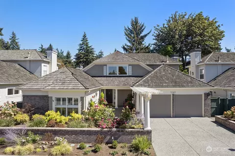 1242 108th Ave NE, Bellevue, WA 98004
