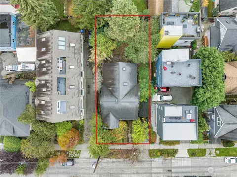4412 Corliss Ave N, Seattle, WA 98103