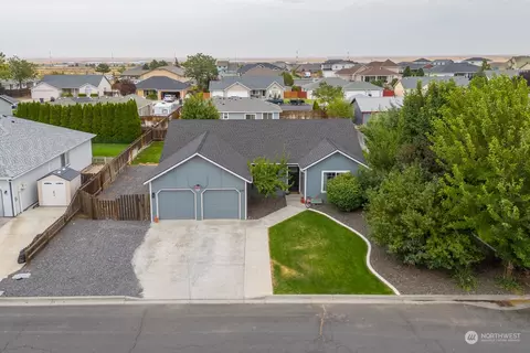 230 H St SE, Ephrata, WA 98823