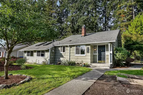 16921 22nd Ave NE, Shoreline, WA 98155
