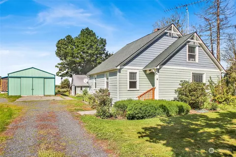 8369 Gillies Rd, Everson, WA 98247