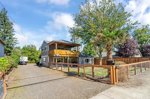 Exterior - 21731 SE Ash St, Gresham, OR 97030 photo 2 of 11
