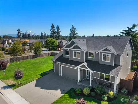 2718 179th St E, Tacoma, WA 98445