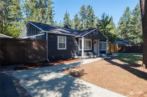 11610 Tower Rd SW, Lakewood, WA 98498