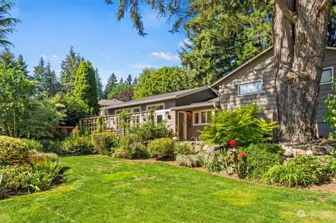 13032 NE 184th Pl, Bothell, WA 98011
