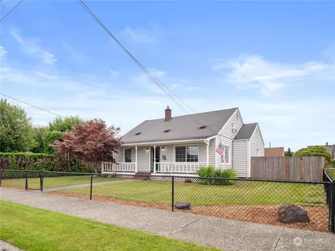 Other - 1923 Pioneer St, Enumclaw, WA 98022 photo 1 of 9