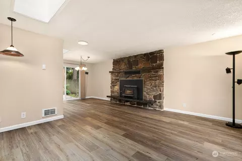 18 216th St SE, Bothell, WA 98021 photo 5