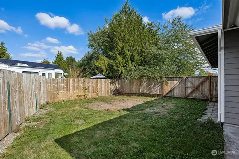 Exterior - 101 Mcmahon Ln SW, Orting, WA 98360 photo 4 of 6