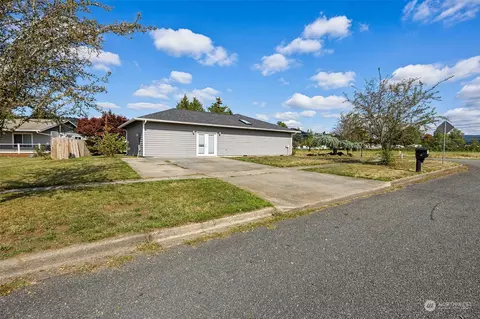 Exterior - 101 Mcmahon Ln SW, Orting, WA 98360 photo 5 of 6