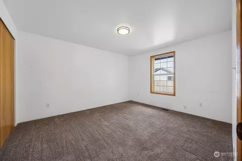 Bedroom - 101 Mcmahon Ln SW, Orting, WA 98360 photo 1 of 3